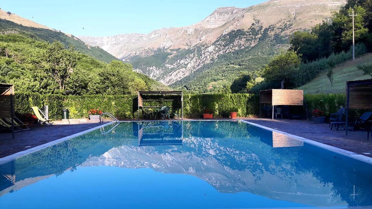 La Baita Di Pilato Montemonaco Exteriér fotografie