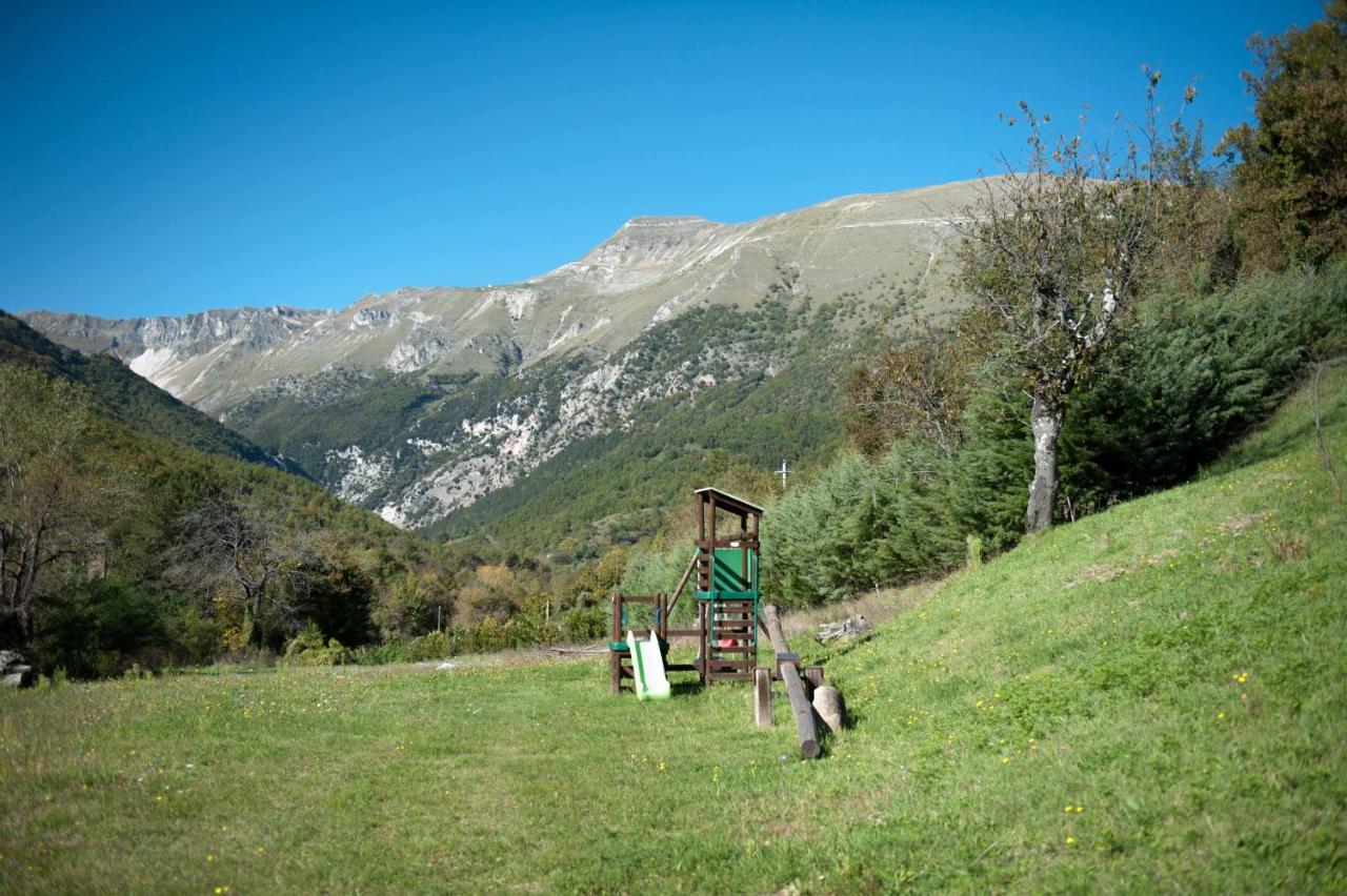 La Baita Di Pilato Montemonaco Exteriér fotografie